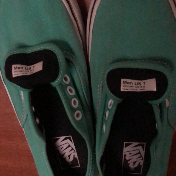 Green Authentic Vans - Picture 6 of 6